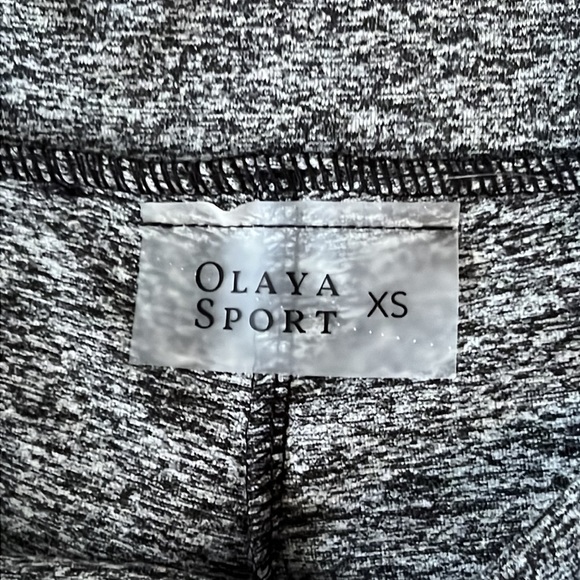 Olaya Sport Skirt Gray Golf Tennis Skort with black trim & details, Sz XS - Picture 4 of 8